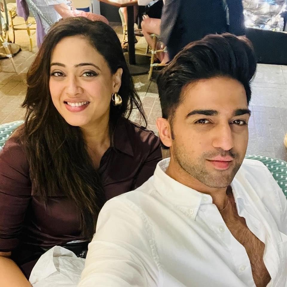 beautiful-shweta-tiwari-dubai-vacation